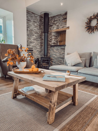 ARBA Rustic Wooden Coffee Table With Shelf