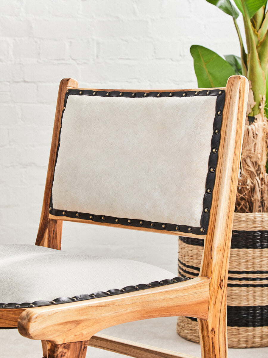 Arles Set of 2 Seagrass Baskets with Black Stripes
