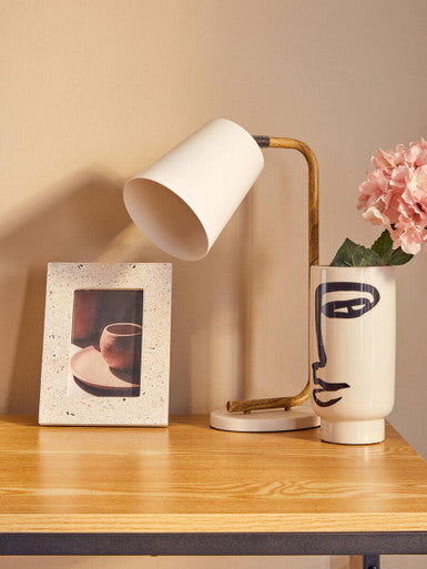 White Table Lamp | Bruin