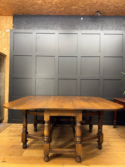 Large Solid Oak Gateleg Dining Table Drop Leaf Kitchen Table Sideboard