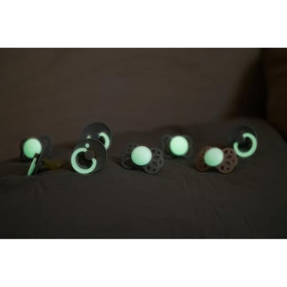 BIBS Colour Night Glow in The Dark Soother 2-Pack, BPA Free Dummy Pacifier, Round Nipple. Natural Rubber Latex, Made in Denmark, Size 3 (18+ Months), Vanilla Glow