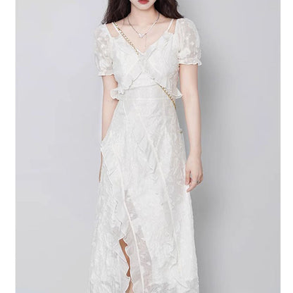 Fashionable White Slimming Dress For Women