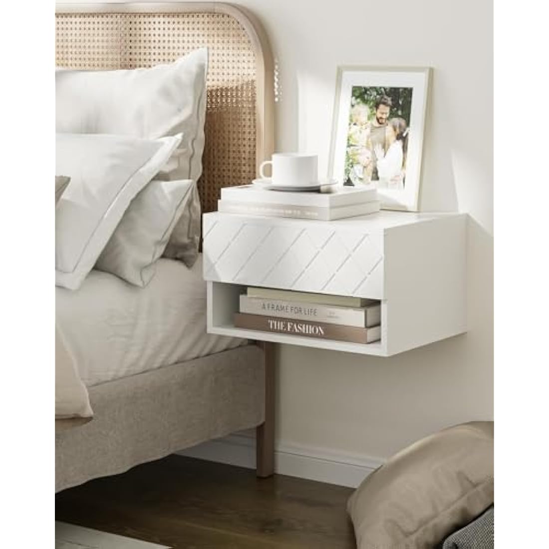 HEYZOEY Floating Bedside Table, Small Modern Nightstand With Drawer, Shelves for Bedroom, Bathroom, White Diamond