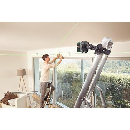 Bosch cross line laser Quigo Green with universal clamp MM 2 (green laser for better visibility, housing made of recycled plastic)