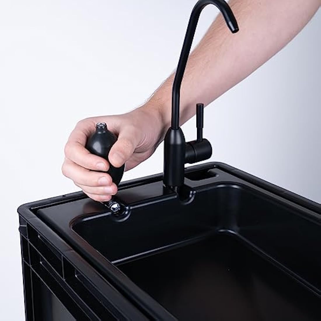 BOXIO - WASH: Mobile Wash Basin with Hand Pump, Sink for Van, Camping Garden, Sink with Tap, Plastic, Black