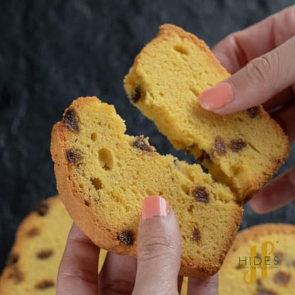 Hides Fine Foods - Sultanas 1kg - GMO Free - Suitable for Vegetarians - Baking - Desserts - Cakes - Cookies - Tart - Mince Pies - Breakfast - Granola