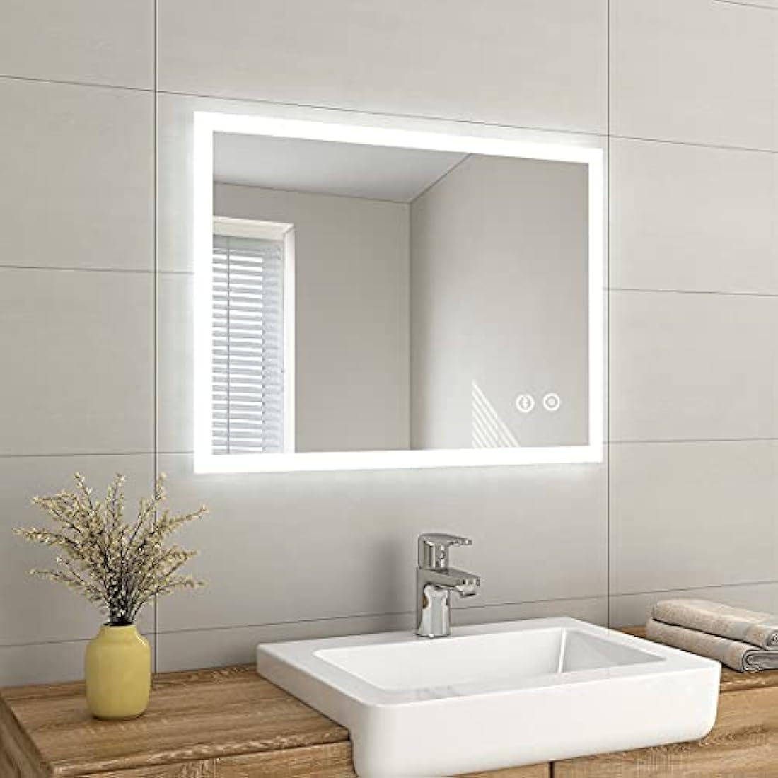 EMKE 800 X 600 mm Bathroom Mirror with Lights and Shaver Socket, Backlit LED Bathroom Mirror Wall Mounted, Demister Pad/Safety Socket/Touch Switch, Smart Mirrors, Vertical/Horizontal, IP44