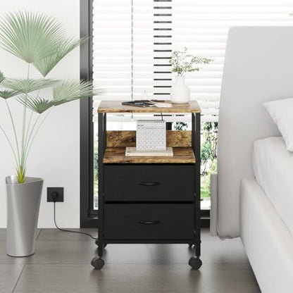 Lutown-Teen Bedside Table with Charging Station, Night Stand Small Bedside Cabinet with Open Storage Shelf and 2 Fabric Drawers, Side Table with 4 Castors for Bedroom, Living Room, Rustic Brown