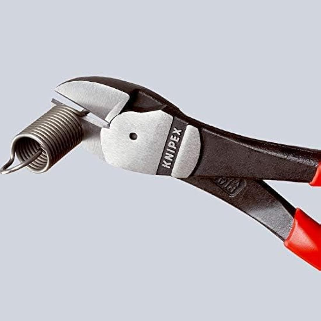 Knipex High Leverage Diagonal Cutter black atramentized, plastic coated 180 mm (self-service card/blister) 74 01 180 SB