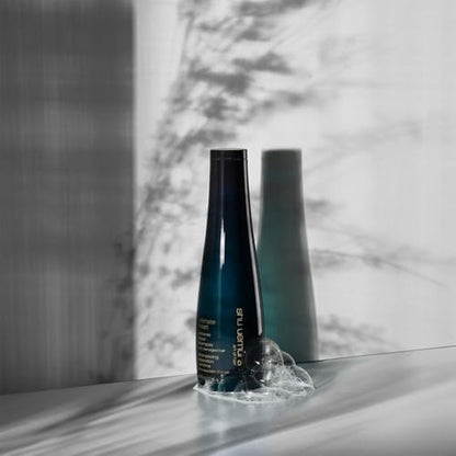 Shu Uemura, Extreme Repair Shampoo Ultimate Reset, Very Damaged Hair, Enriched with Rice Extract, Repairs & Strengthens, 300 ml