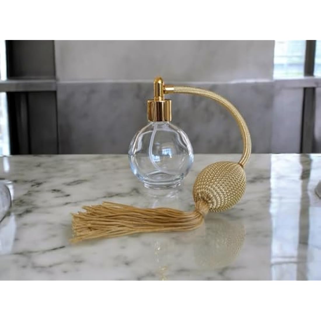 Classic Round Bottle 78ml Tassel Perfume Atomizer, Filling Funnel & Box (Gold)
