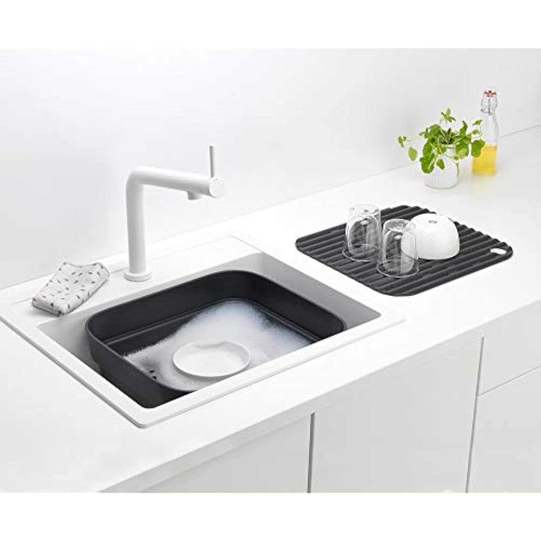 Brabantia Washing Up Bowl with Removable Draining Tray (Dark Grey) Ideal for Rectangular/Square Kitchen Sinks (34.8 x 37.9 x 15.9cm)