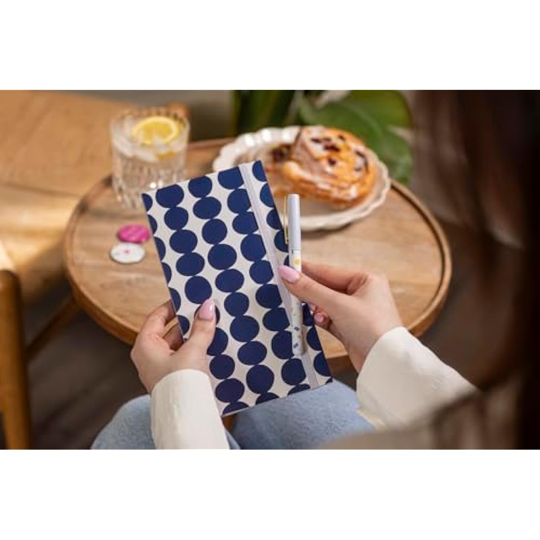 Busy B Navy Spot Meal Planner - Weekly Tear-Off Meal Planner, Shopping Lists, Storage Pocket, Elastic Closure, Pen Loop and Two Magnets - FSC® Certified
