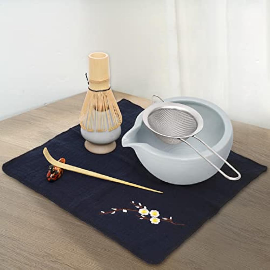 Artcome Matcha Ceremony Kit for Japanese Tea Ceremony, Bowl with Pouring Spout, Whisk, Tea Scoop, Matcha Powder Strainer, Matcha Tea Set for Making Usucha, Koicha and Matcha Latte (Cyan)