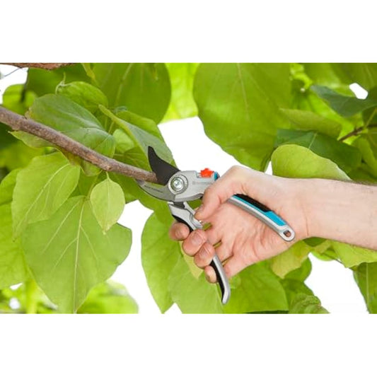 Gardena Alu Garden Secateurs B/L: Gentle Pruning Shears with Bypass Blade for Branches and Twigs of up to 25 mm in Diameter, Robust Aluminium Handles, Exchangeable Blade, Adjustable Joint (8906-20)