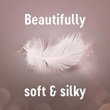 Kleenex Ultra Soft Extra Large Tissue in 16 Compact Boxes - Our Softest Tissue - Supremely Soft and Silky Tissues Designed with Luxury in Mind