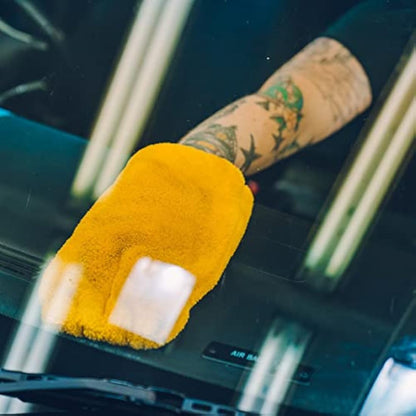 Meguiars Ultimate Interior Detailer 450ml for a satin finish