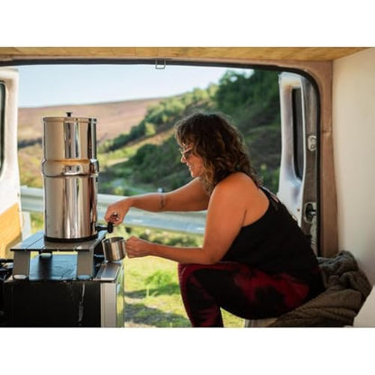 British Berkefeld 12L Stainless Steel Gravity Water Filter System | Comes With 2 Ultra Sterasyl Cartridges | Great Tasting Clean Water | No Power Or Plumbing Required | For Home Or Outdoor Use