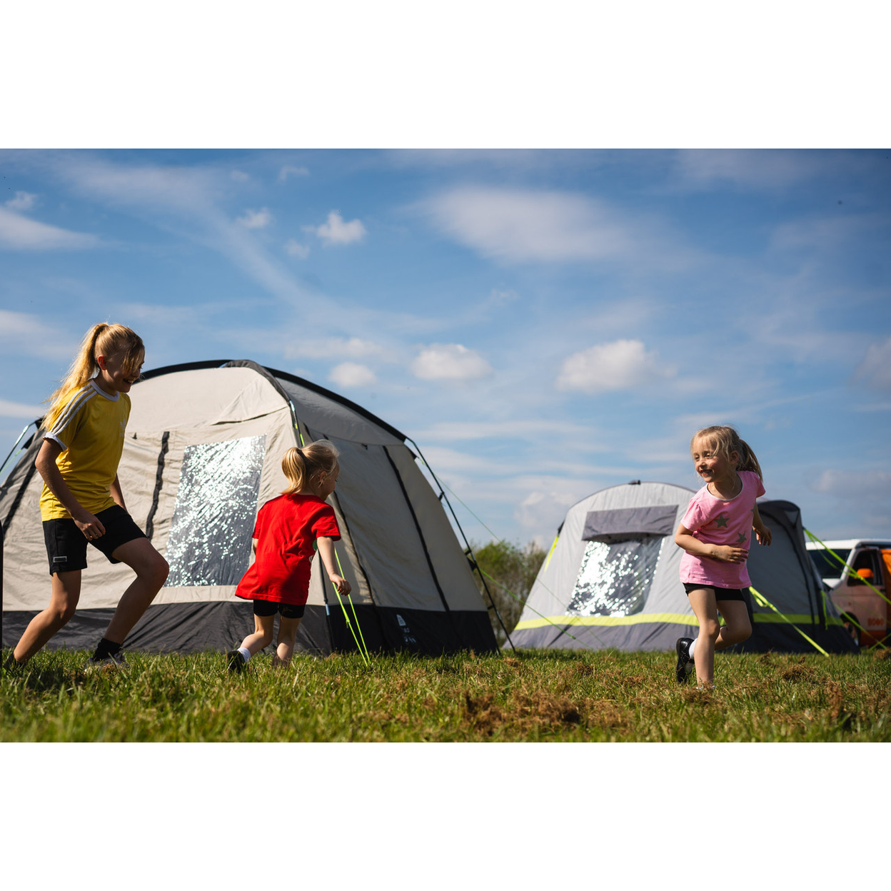 Cubo Campervan awning  (Fibreglass Poles)