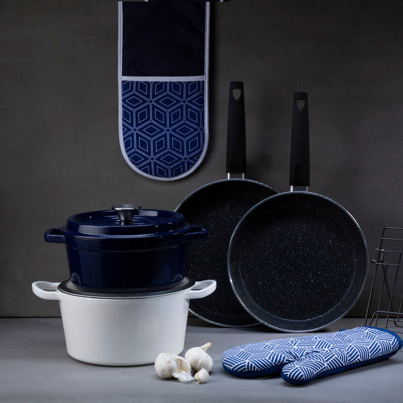Modern Retro White Blue Single Oven Glove