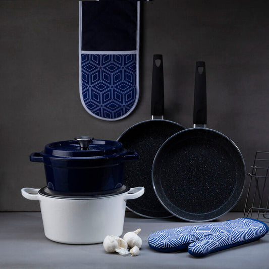 Modern Retro White Blue Single Oven Glove