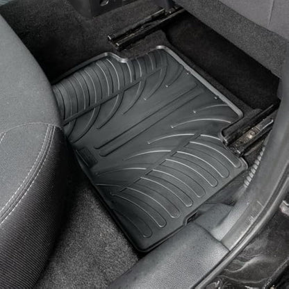 TRAVALL Rubber Car Mats (set of 4) compatible with Nissan Qashqai (2013-2021) Heavy Duty Floor Mats Moulded Premium Mats Easy Clean Black with Clips - Anti Slip All-Weather Protection