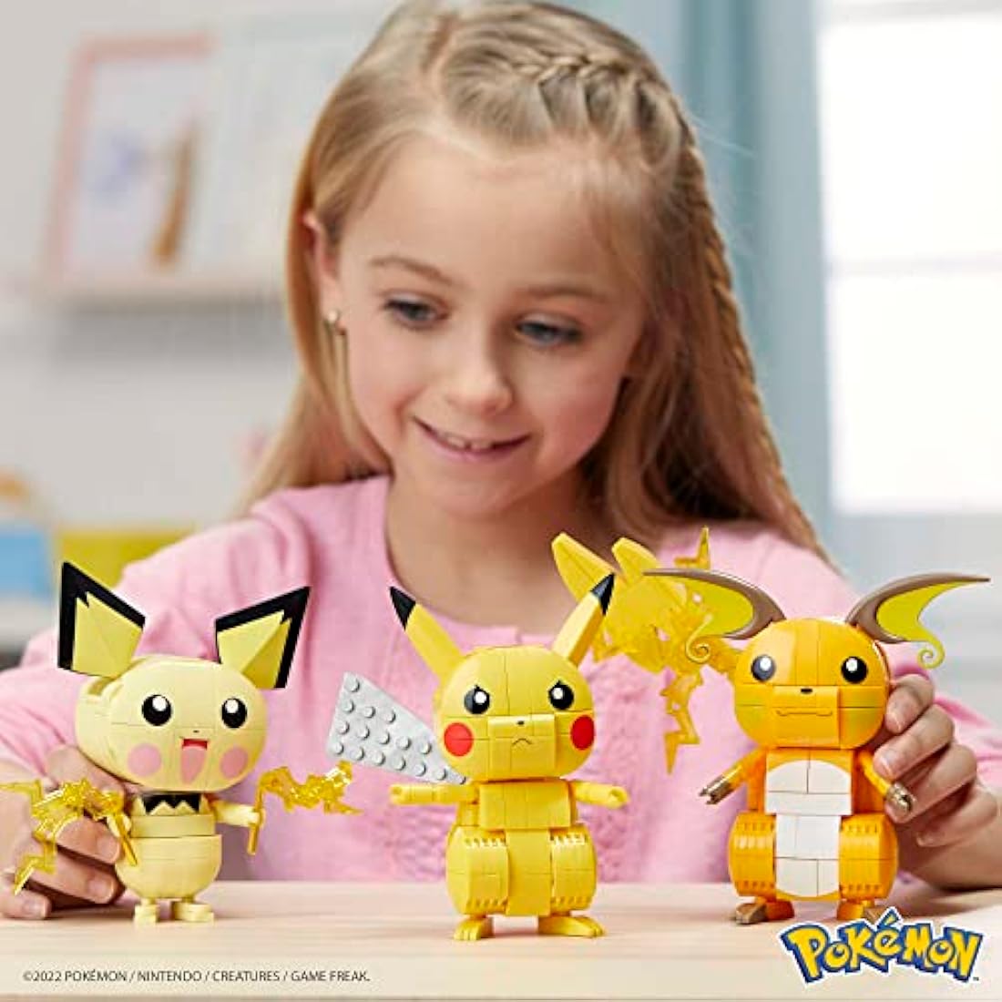 MEGA Pokémon Action Figures Toy Building Set, 4 Inch Pikachu, Raichu and Pichu Build n Show Pikachu Evolution Trio with Poke Ball Pin