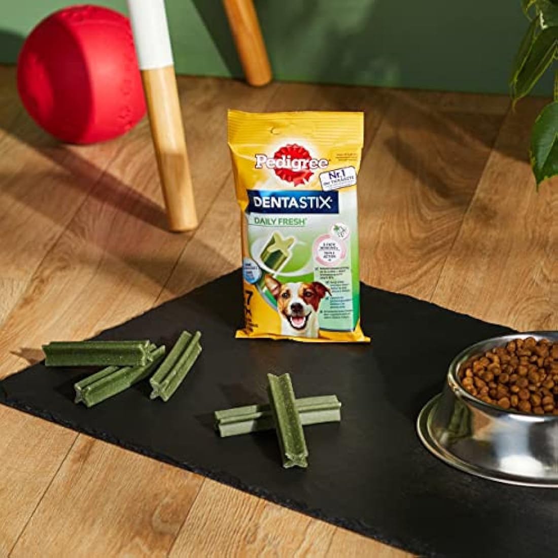 Pedigree Dentastix - Daily Fresh Dental Chews - Dog Treats for Small Dog - 70 Sticks (Pack of 10)