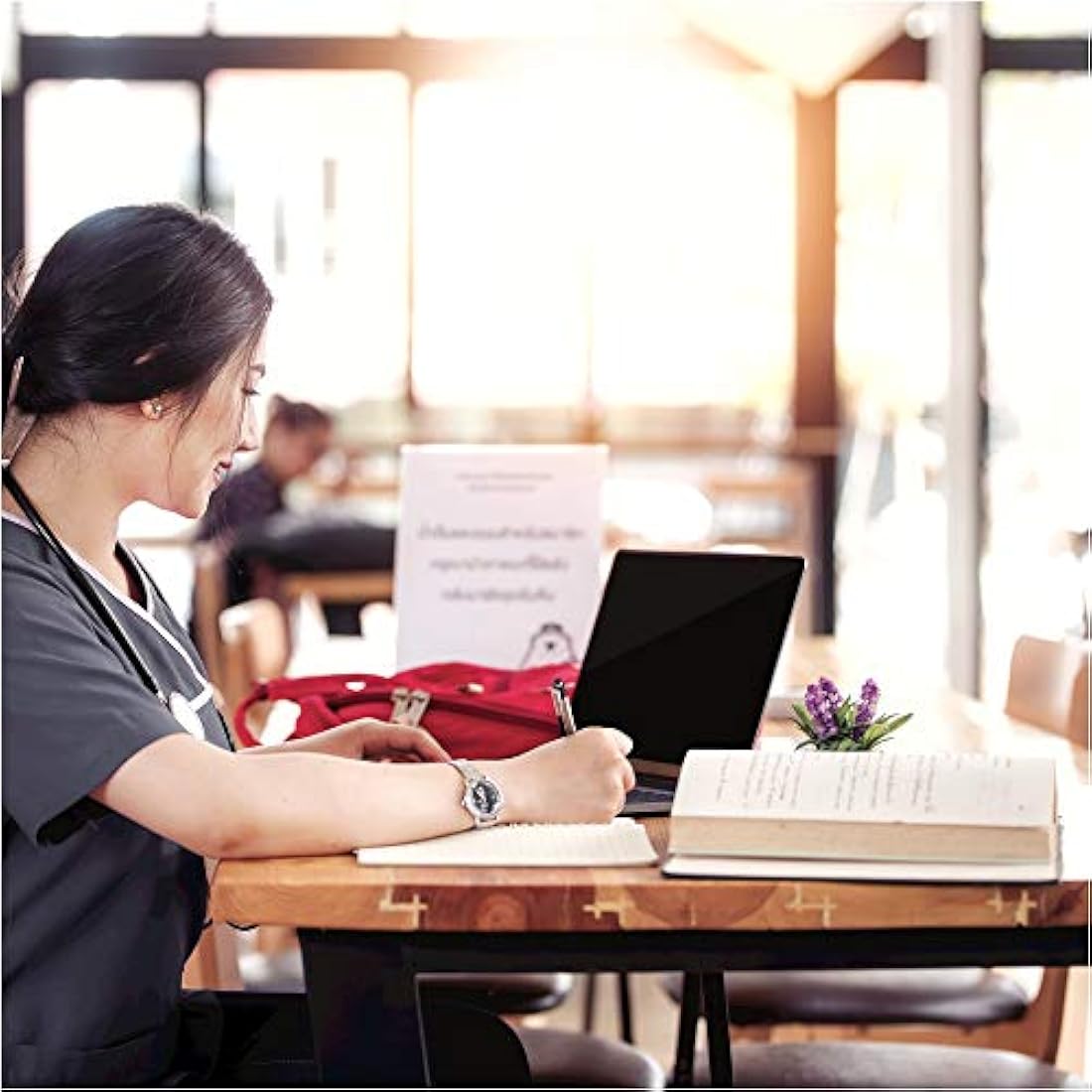 Fellowes PrivaScreen Privacy Filter & Screen Protector for 14 inch Laptops 16:9 Widescreen - Easy to Install and Remove with Quick Reveal Tabs, Black