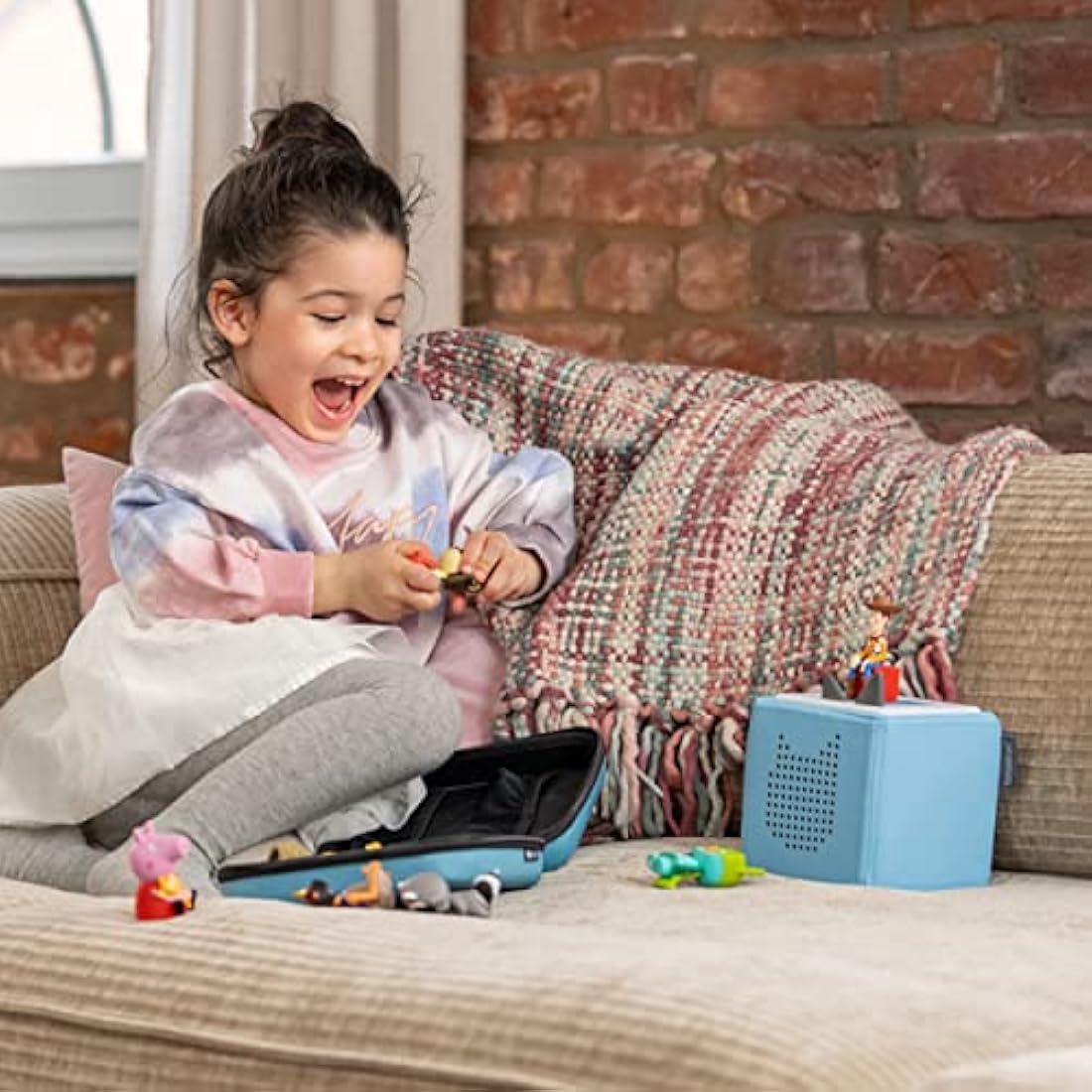 tonies Toniebox Julia Donaldson Bundle Incl. 1 Creative and 3 Characters, The Gruffalo, Zog, and Highway Rat, Kids Presents, Screen-Free Audiobooks/Kids Music Player, Early Learning Toys, Light Blue