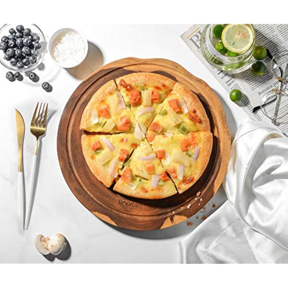 Linoroso Chopping Board Wooden Cutting Boards for Kitchens Round Non-Spliced Acacia Wood with Juice Trough Double-Sided Usable Anti-Slip Cut Resistant Anti-Bacterial - 30cm Diameter