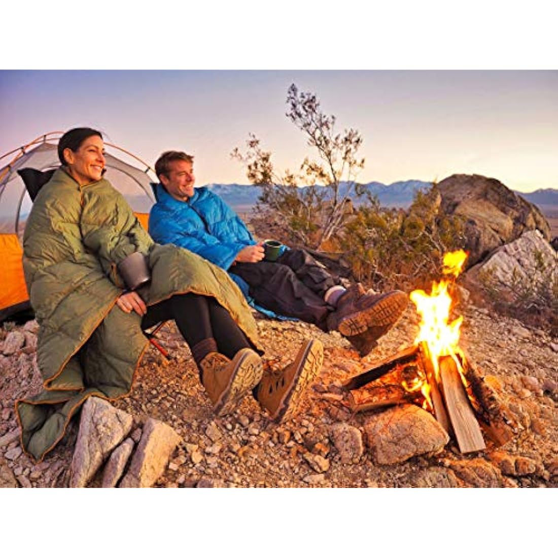 Get Out Gear Double Puffy Camping Blanket - Extra Puffy, Packable, Lightweight and Warm | Ideal for Outdoors, Travel, Stadium, Festivals, Beach, Hammock | Water-Resistant Camp Quilt (Teal Blue/Gray)
