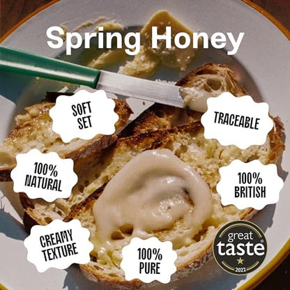 Black Bee Honey - Pure Spring British Soft Set Honey, Creamy with a Light Sweetness, Unprocessed, Single Source from Hive to Jar, Never Blended - Delicious on Toast, Soothing in Drinks, 1Kg Tub