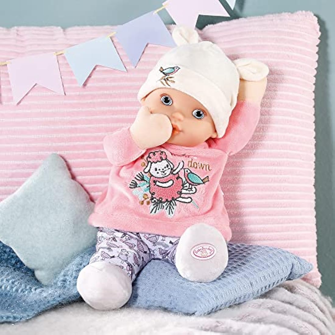 Baby Annabell Sweetie for babies - 30 cm soft bodied doll with integrated rattle - Suitable from birth - 706428, Multicolor, 15.4 x 27.3 x 25 centimeters