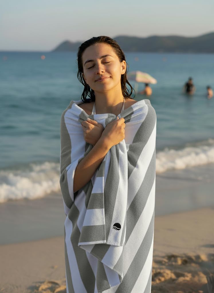 Prime Plus Essentials Microfibre Beach Towel – Quick Dry & Super Absorbent, Sand-Free, Lightweight & Compact | Includes Bag | Travel, Gym