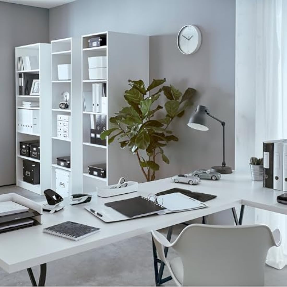 Leitz A4 Display Book, 40 Pockets, 80 Sheet Capacity, Transparent Pockets, Black, WOW Range, 46320095