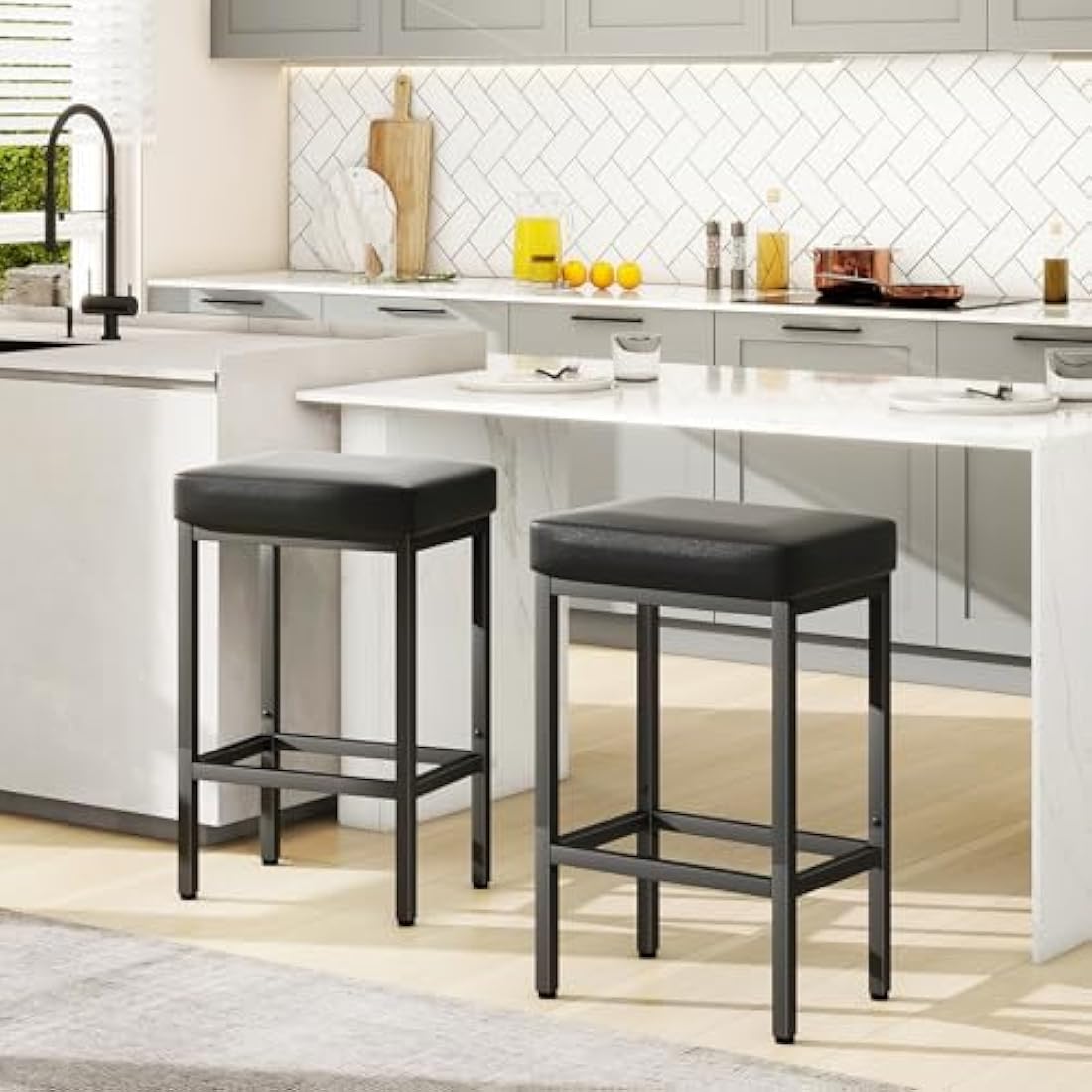 YMYNY Bar Stools, 66 cm Bar Stools Set of 2, Black Breakfast Bar Stools, PU Leather Barstools, Bar Stool Chair with 6 cm Thick Cushion and Metal Base for Kitchen Counter, Island Counter, Pub, HBS513B