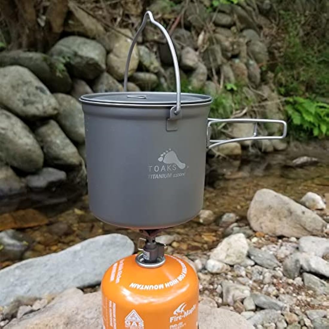TOAKS Titanium Outdoor Camping Hanging Pot With Bail Handle Easy to Carry, a Variety of Capacities