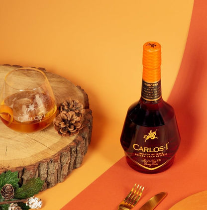 Carlos I, Brandy Solera Gran Reserva 1 Litre Bottle and Brandy Glass, Gift Pack