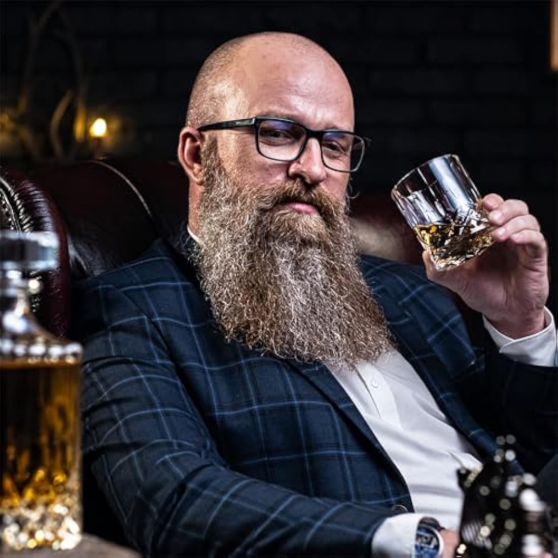 WHISISKEY - Whiskey Glass Set - Whiskey Gift Sets for Men - Whisky Glass Birthday Gifts for Men - Rum Tumblers - Mens Gifts - Whisky Set with 4 Glasses, 8 Whiskey Stones, Accessories