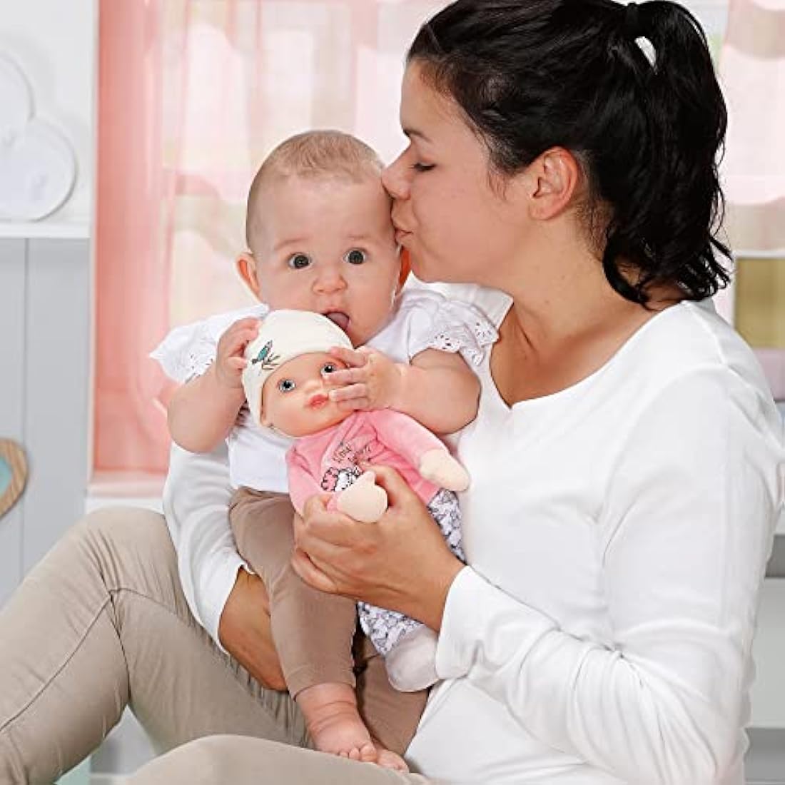 Baby Annabell Sweetie for babies - 30 cm soft bodied doll with integrated rattle - Suitable from birth - 706428, Multicolor, 15.4 x 27.3 x 25 centimeters