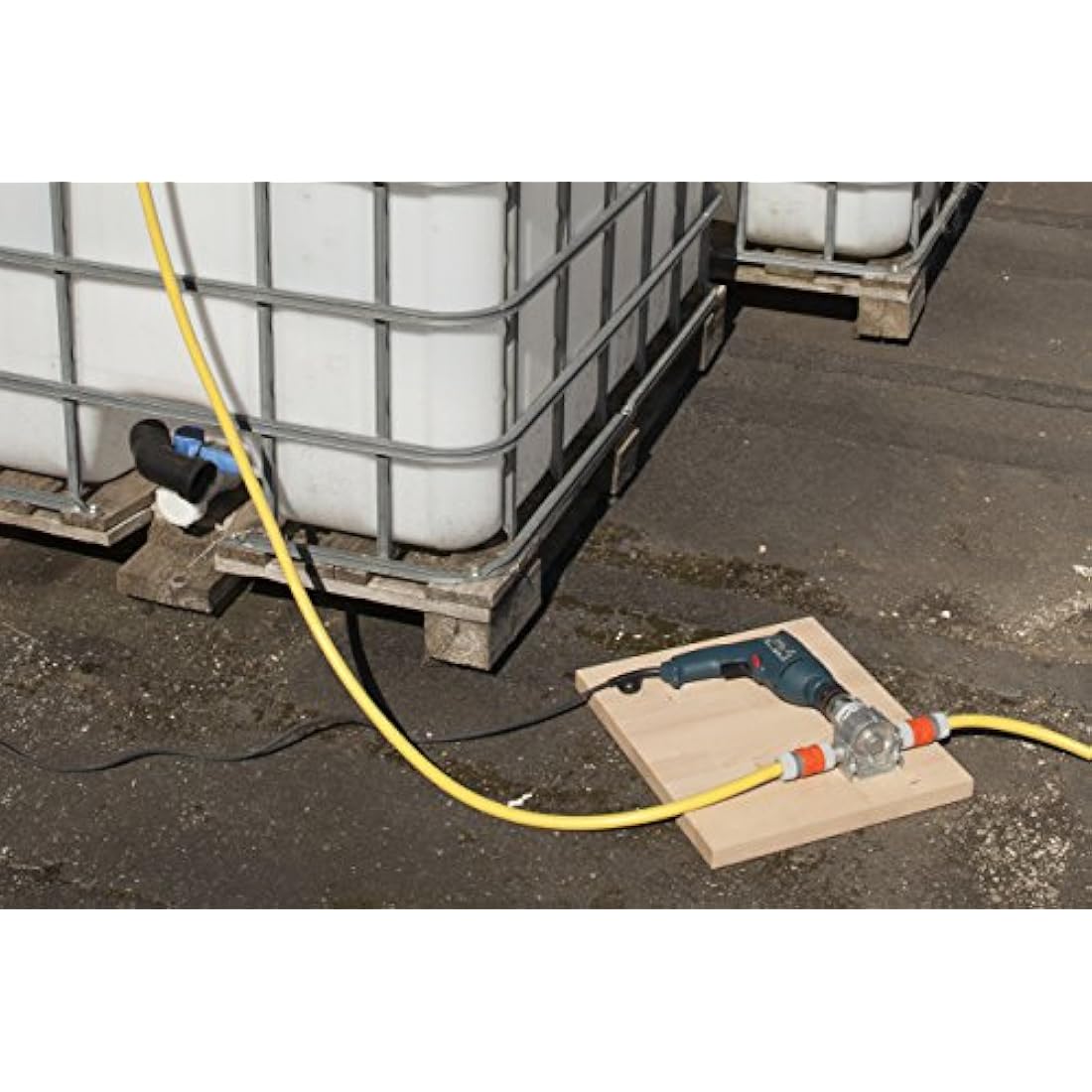 wolfcraft Pump with Metal Casing (3000 l/h) I 2200000 I for Pumping Liquids with a Power Drill