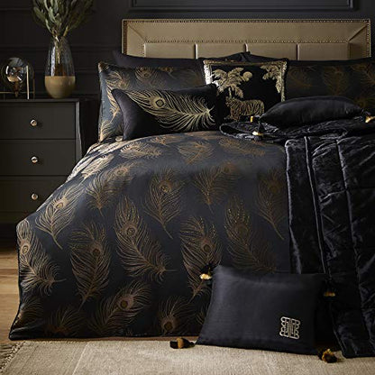 Laurence Llewelyn-Bowen - Dandy - Jacquard Woven Duvet Cover Set - Double Bed Size in Black & Gold
