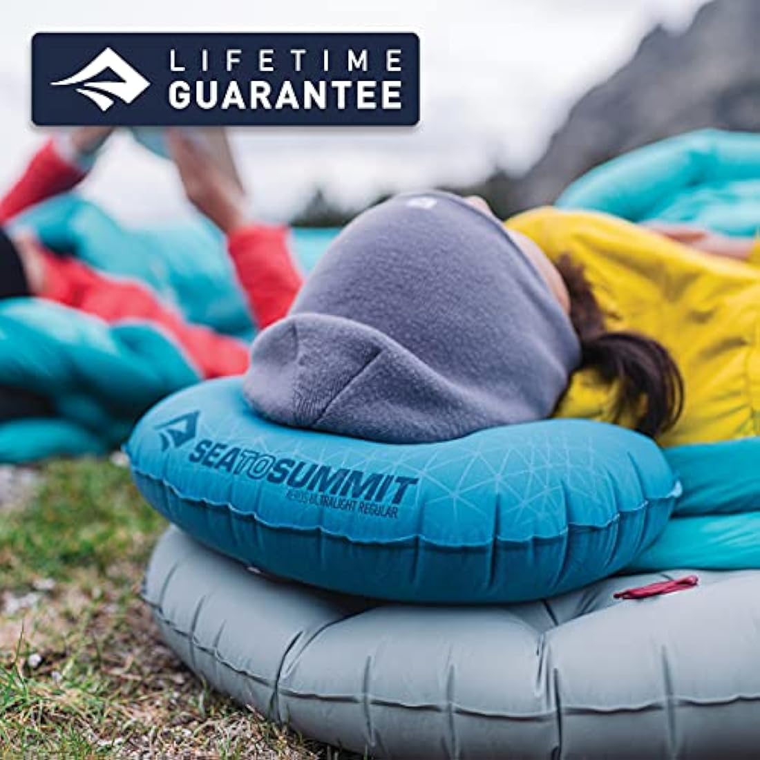 Sea to Summit - Aeros Ultralight Pillow L - Lightest Curved Inflatable Travel Pillow - Stretch-Knit 20D Polyester - Lock System - For Ultralight Backpacking - 44 x 32 x 14cm - Aqua Blue - 70g