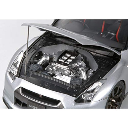 TAMIYA 300024300-1:24 Nissan GT-R Street Version