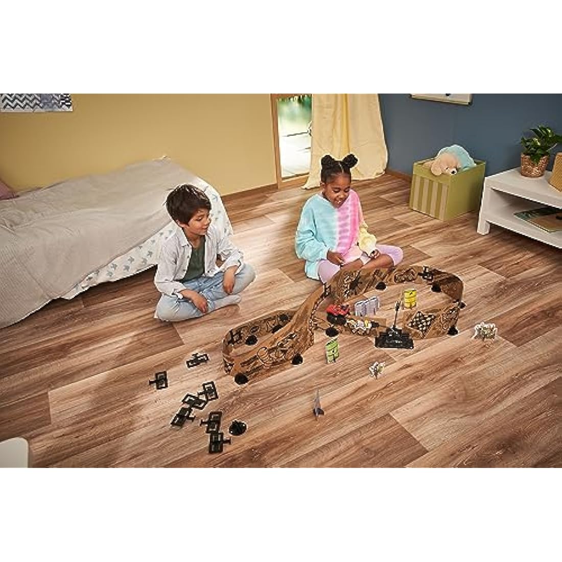VTech Car-Board Racers Monster Truck & Track, Cardboard Race PlaySet with Stunt Jump for Kids, Toy Car Playset with Included Monster Truck, For Children Age 5, 6, 7 + Years, English Version