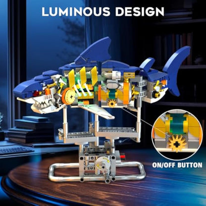 INSOON Shark Building Set with Swingable Body & Light, 687 PCS Sea Animal Building Block Toy with Display Stand, Home Decor Collection Brick Kit for Adults, Creative Gift Idea for Kids Boys Ages 12+