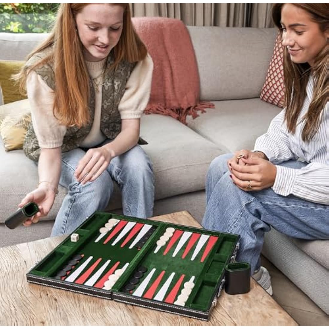 Engelhart- 250517 - Backgammon 15"- Open: 36 x 48 cm - inlaid velvet and stitching leatherette playing field in attache case