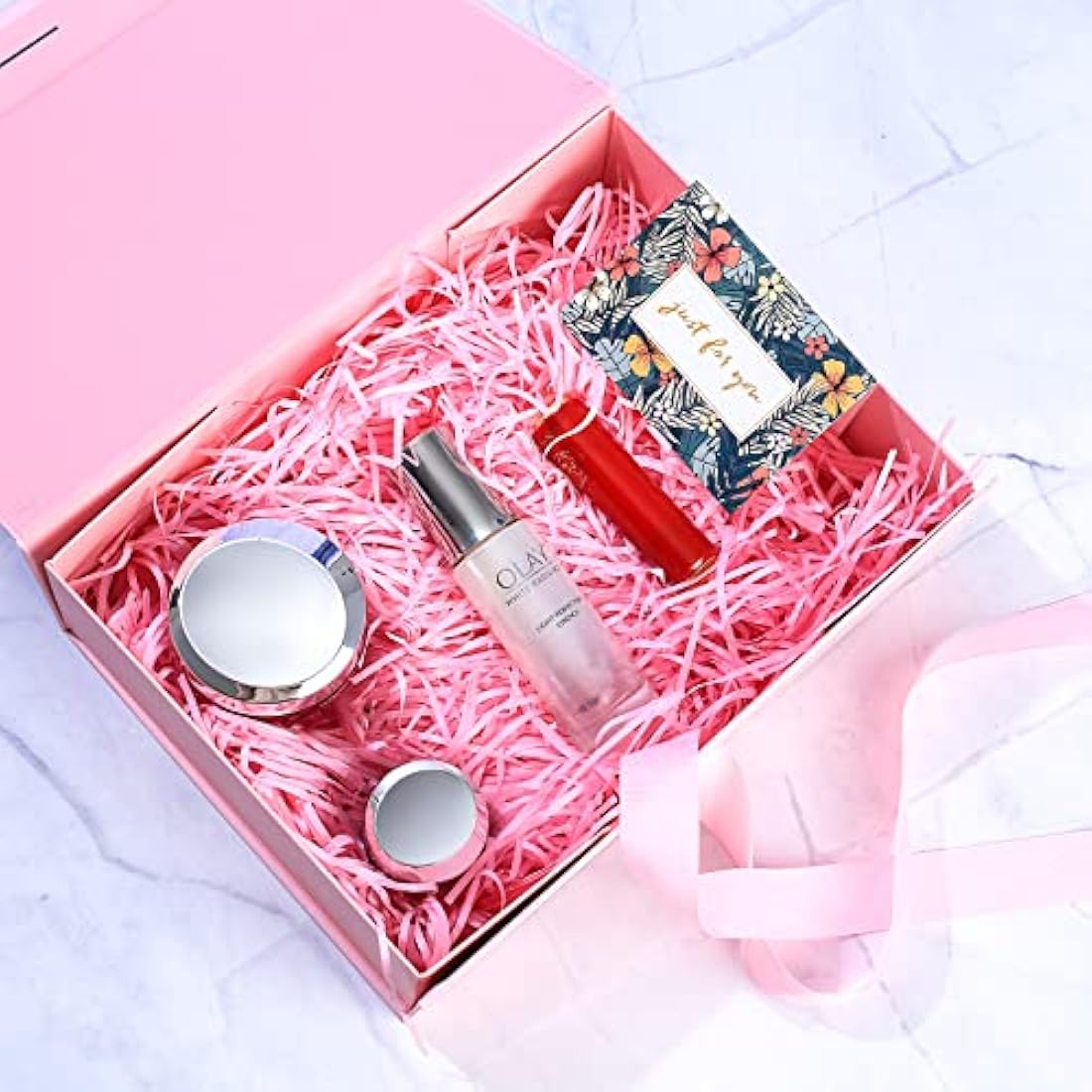 Christmas Green Gift Box with Ribbon,Luxury Premium Magnetic Present Boxes with Lids,Large Rectangle Gift Packaging Decorative Box,Presentation Box for Present Gifts Birthdays,Shredded Paper,Cards