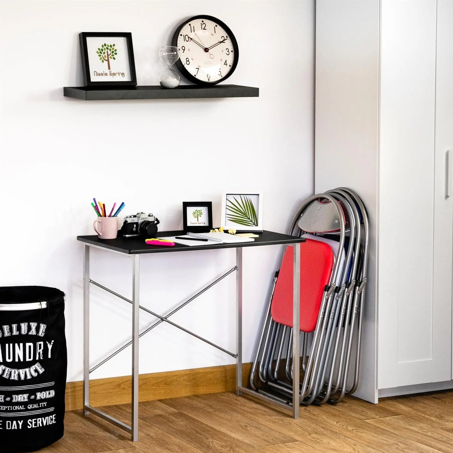 Red Curved Padded Folding Chair